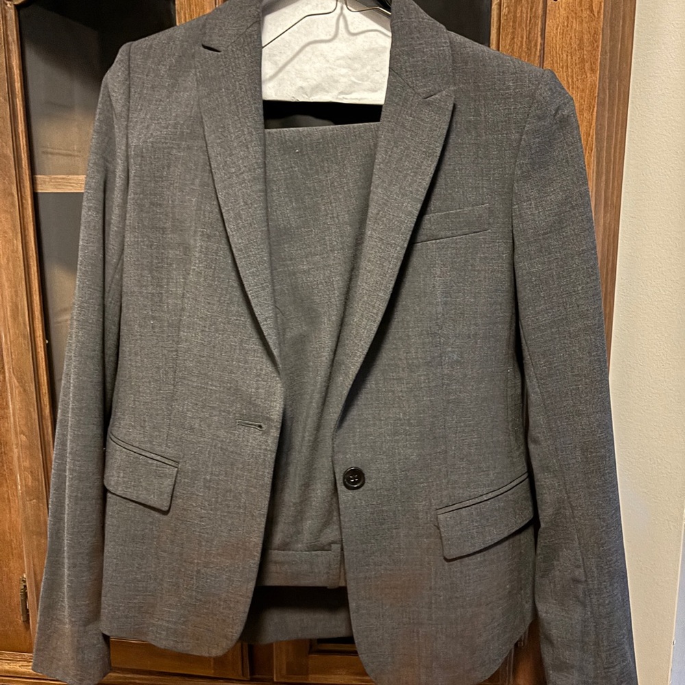 Classic Women’s Gray Suit